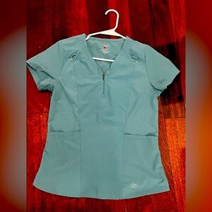 New York laundry Women's Blue scrub Top, size S